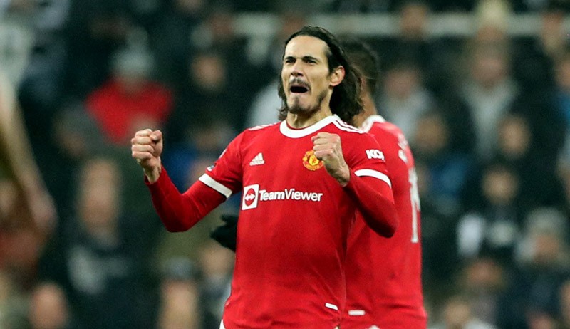 Nyaris Dikalahkan Newcastle, Gol Cavani Selamatkan Manchester United - Bagian 1