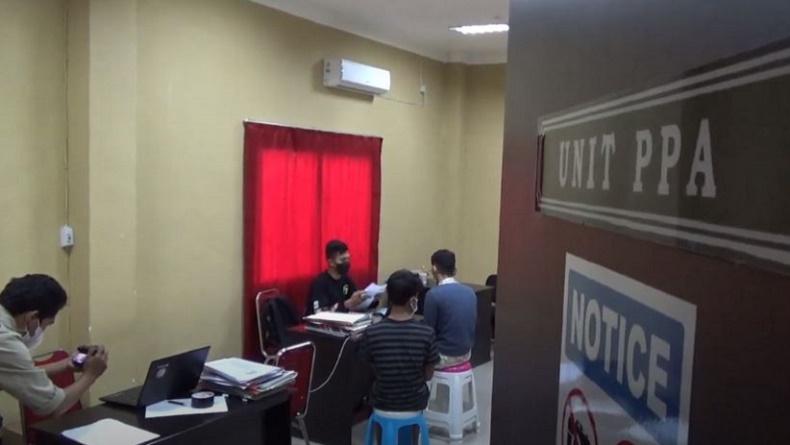 Diperkosa 2 Pemuda dalam Mobil, Janda Muda Kabur dengan Kondisi Telanjang