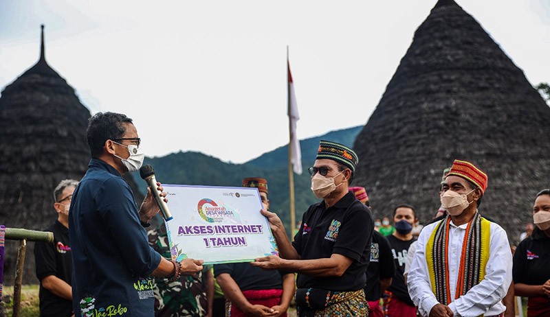 Masuk Nominasi UNWTO, Menteri Sandiaga Sebut Desa Wae Rebo Desa Kebangkitan Ekonomi Bangsa - Bagian 2