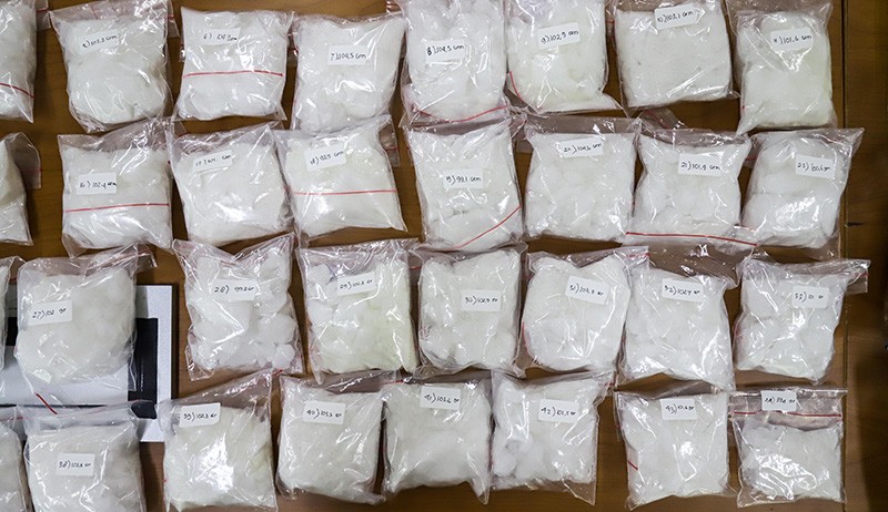 Geledah Badan dan Pakaian Pengedar, Polisi Temukan Sabu Seberat 4,4 Kilogram - Bagian 1