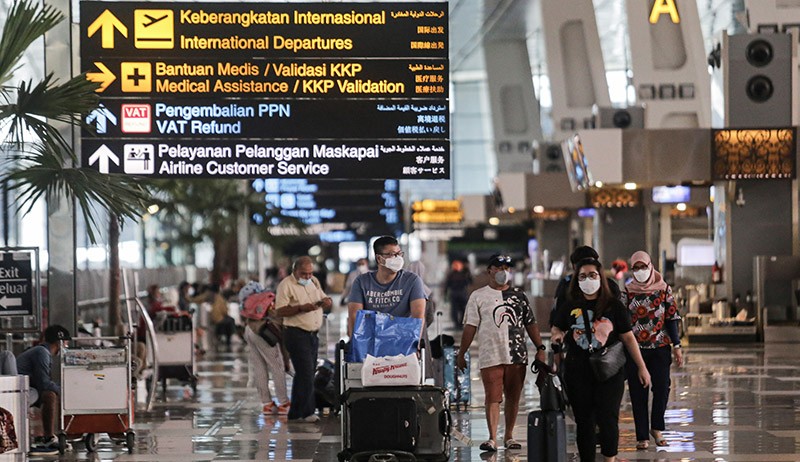 Jumlah Penumpang dari Luar Negeri Melalui Bandara Soekarno Hatta Turun - Bagian 1