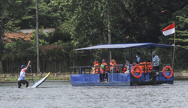 Olahraga Outdoor Kekinian Stand Up Paddle di Situ Tujuh Muara Depok - Bagian 3