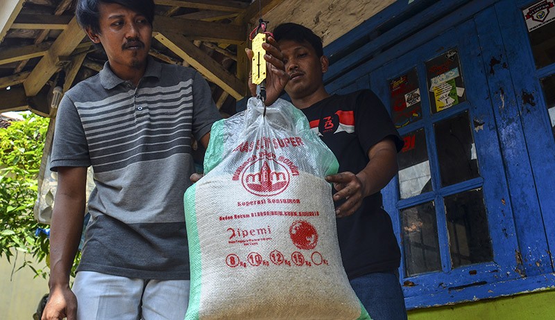 Tidak Sampai 12 Kg, Ternyata Segini Berat Beras Bansos setelah Ditimbang - Bagian 1