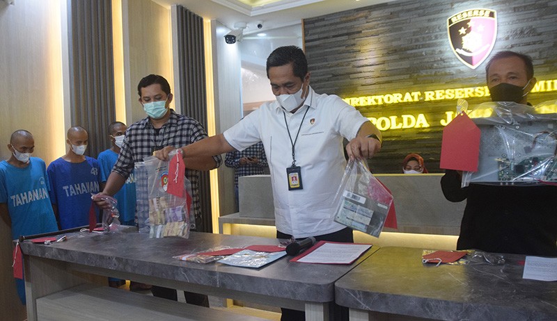 Ini Tampang Komplotan Spesialis Pembobol 5 Kantor Pos di Wilayah Jawa Tengah  - Bagian 1