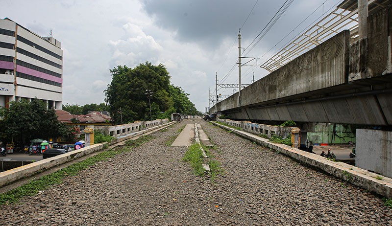 Berusia 50 Tahun, Ini Foto Jembatan Kereta Api Matraman Dijadikan Cagar Budaya - Bagian 4