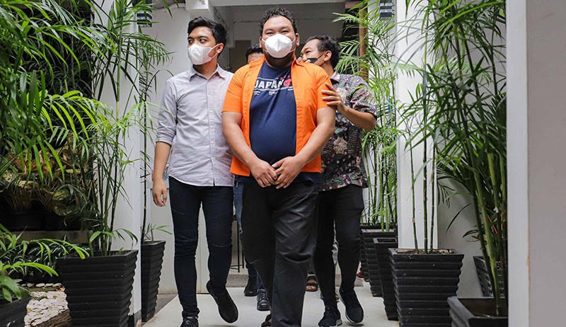 Penampakan Fico Fachriza Pakai Tembakau Sintetis hingga Ditahan Polisi - Bagian 1