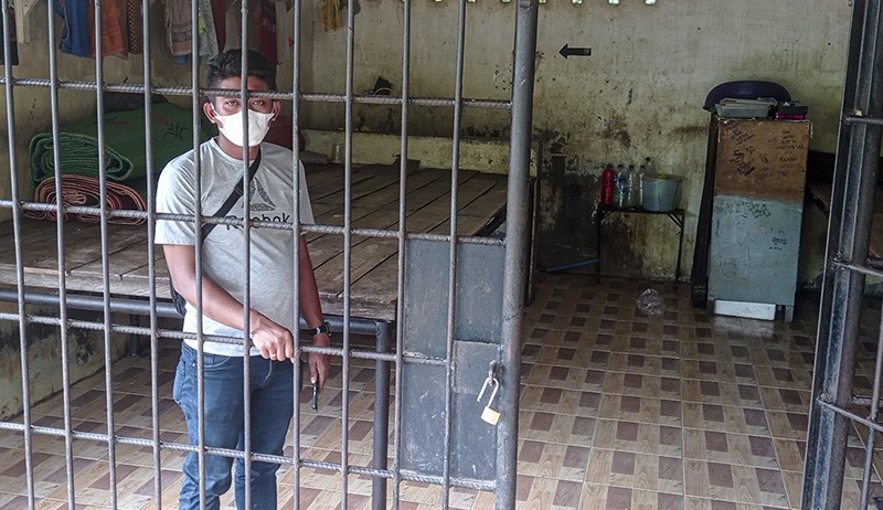 Penampakan Kerangkeng Manusia di Rumah Bupati Langkat, Alas Tidur dari Kayu - Bagian 3