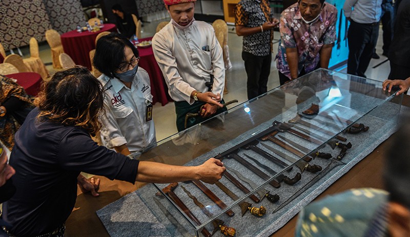 Melihat Koleksi Benda Pusaka Kerajaan Sriwijaya dan Kesultanan Palembang - Bagian 4