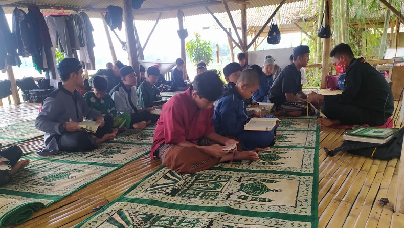 Diminta PT IP Kosongkan Lahan, Ini Respons Pengelola Ponpes Alam Maroko