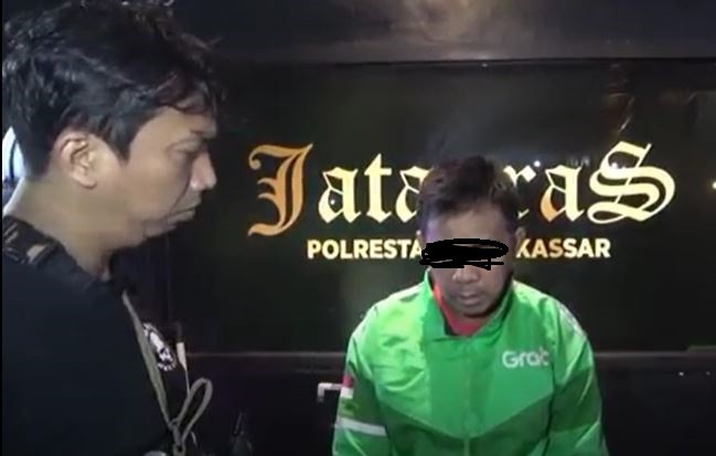 Driver Ojol Curi HP Depan Masjid di Makassar yang Viral di Medsos Tertangkap