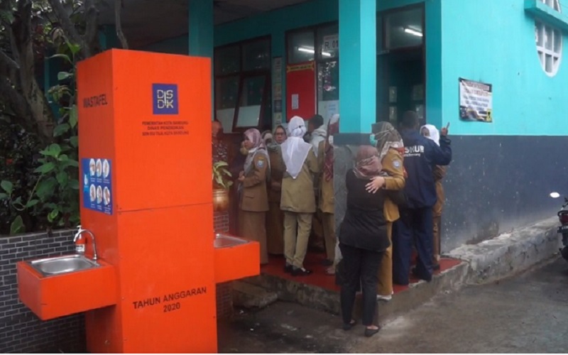Ibu Guru Tewas Ditusuk Mantan Suami saat Akan Mengajar di SDN Tilil Bandung