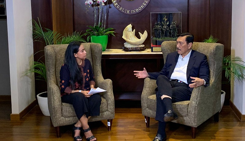 Menko Luhut Sebut Tokoh Dukung Tolak Vaksinasi Sama Saja Membunuh Suatu Komunitas - Bagian 4