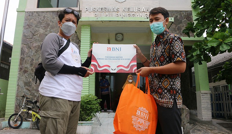 BNI Salurkan Sembako dan Perlengkapan New Normal di Kepulauan Seribu - Bagian 2