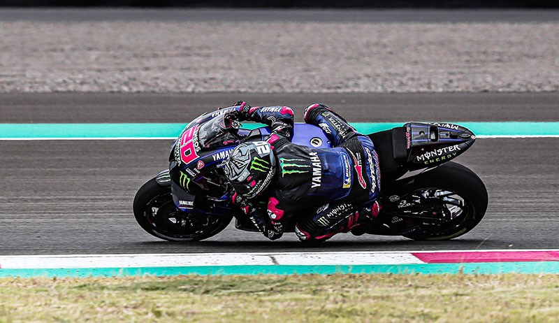 Aksi Juara Dunia MotoGP 2021 Fabio Quartararo di Sirkuit Mandalika - Bagian 2