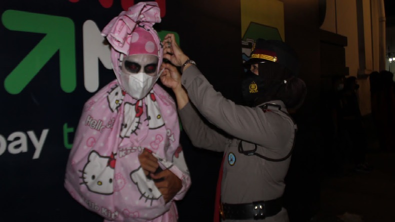 Hantu Asia Afrika Bandung Lebih Takut Polisi Dibanding Virus Corona