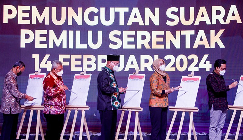 KPU Luncurkan Hari Pemungutan Suara Pemilu Serentak 2024 - Bagian 1