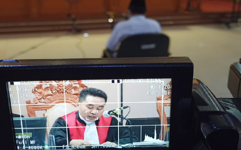Hakim Tolak Denda Rp500 Juta terhadap Herry Wirawan, Ini Alasannya