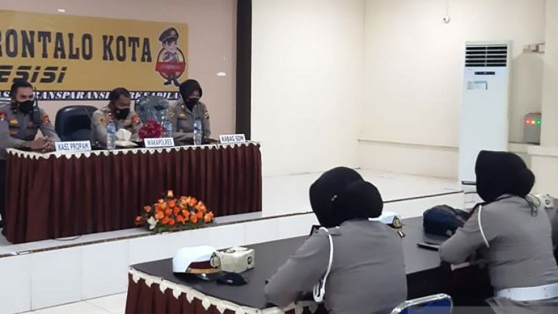 Polwan Gorontalo Diimbau Jaga Citra  Polri di Mata Masyarakat 
