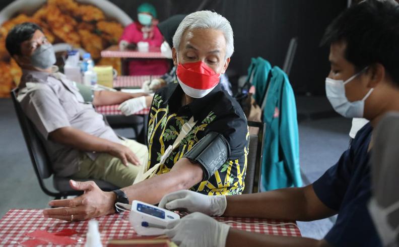 Ganjar Sentil Bupati Karanganyar: Tidak Ada Omicron Bagaimana, Semua Harus Peduli