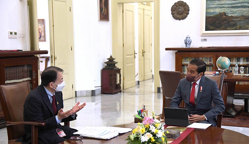 Presiden Jokowi Bertemu Presiden ADB Masatsugu Asakawa - Bagian 3