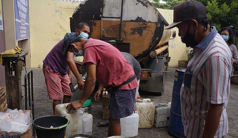 Operasi Pasar Minyak Goreng di Kota Semarang - Bagian 1