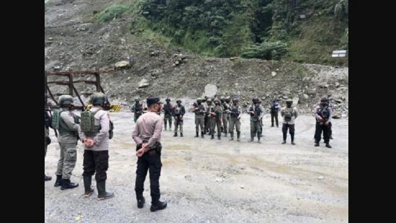 Petugas Gabungan Tertibkan Camp Liar dan Pendulang Ilegal di Area Freeport