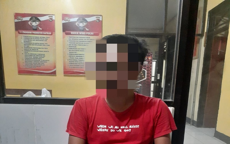 Kakak Tonjok Pacar Adik hingga Babak Belur, Awalnya Pinjam HP Tak Dikembalikan