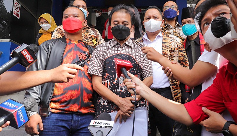 Ekspresi Roy Suryo usai Laporan soal Menag Yaqut Ditolak Polda Metro Jaya - Bagian 3