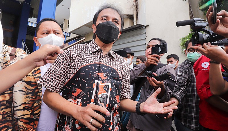 Ekspresi Roy Suryo usai Laporan soal Menag Yaqut Ditolak Polda Metro Jaya - Bagian 1