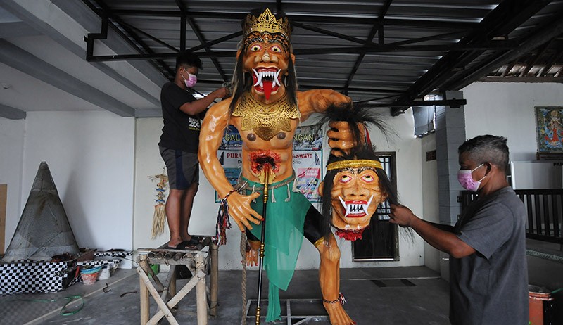Melihat Pembuatan Ogoh-Ogoh Jelang Hari Raya Nyepi - Bagian 1