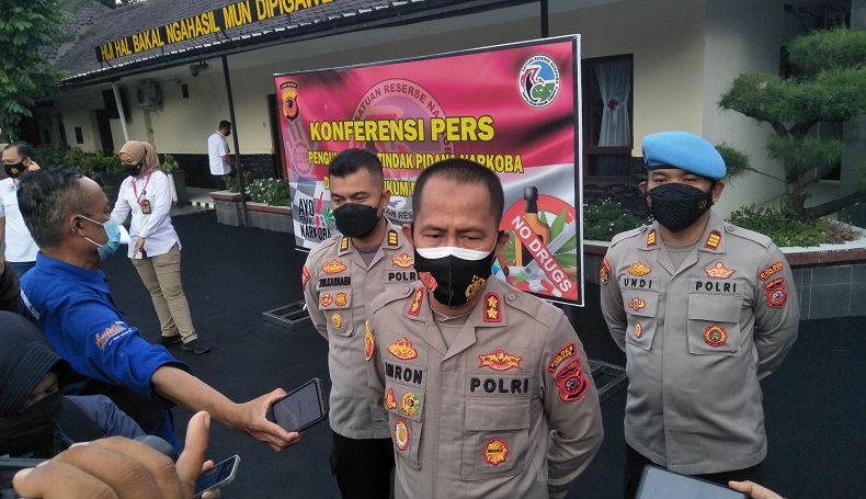 Libur Panjang Akhir Pekan, Polisi Terapkan Sistem Ganjil Genap di Lembang KBB