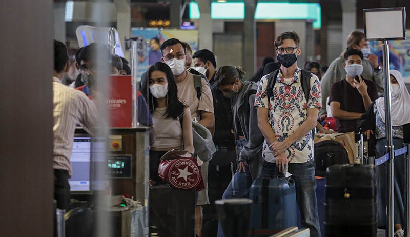 Suasana Bandara Soekarno Hatta saat Kebijakan Karantina PPLN Menjadi 3 Hari - Bagian 3