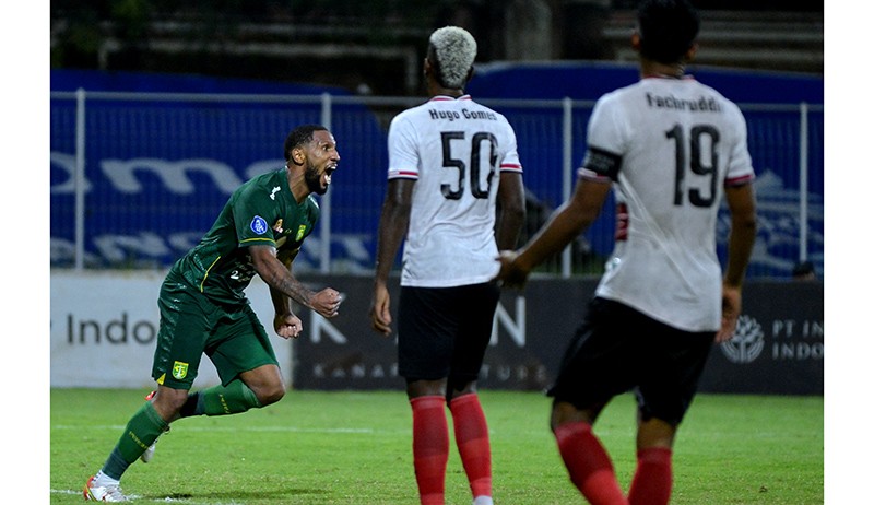 Madura United Dikalahkan Persebaya Surabaya 1-2 - Bagian 1
