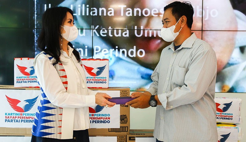 Kartini Perindo Berikan Santunan kepada Balita Penderita Tumor Pipi - Bagian 3