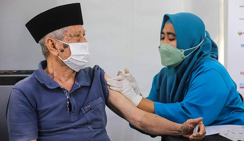 MNC Peduli Gelar Sentra Vaksinasi Booster - Bagian 1