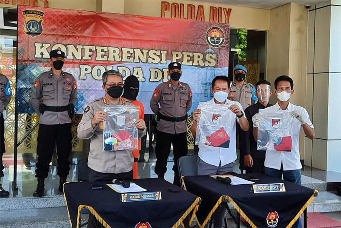 Oknum Mahasiswa Jogja Ditangkap Polisi Jadi Muncikari Prostitusi Online
