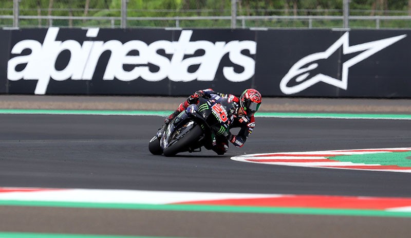 Fabio Quartararo Start Terdepan Balap MotoGP Besok - Bagian 1