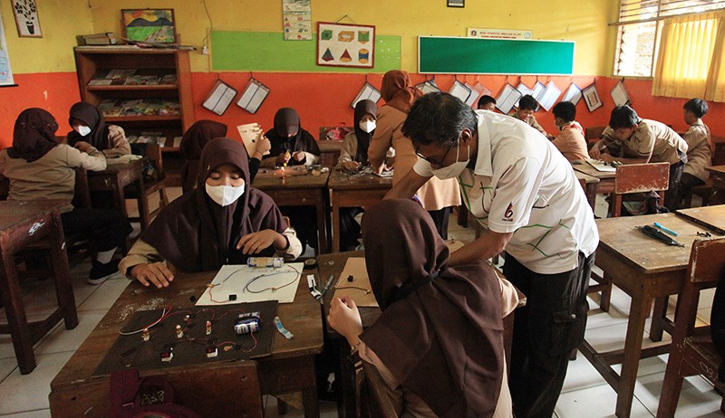 DKI Jakarta Siap Gelar Pembelajaran Tatap Muka 100 Persen - Bagian 2
