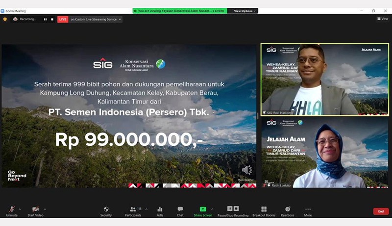 Hari Hutan Sedunia, SIG Serahkan 999 Bibit Pohon untuk Restorasi Kampung Long Duhung - Bagian 3