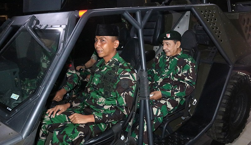 Pakai Baju Loreng dan Baret TNI, Habib Luthfi Tausiah di Markas Banteng Raider - Bagian 3