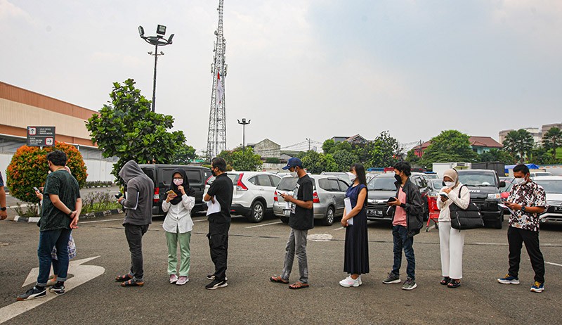 Lotte Mart-MNC Peduli Dukung Percepatan Vaksinasi Booster Covid-19 - Bagian 4