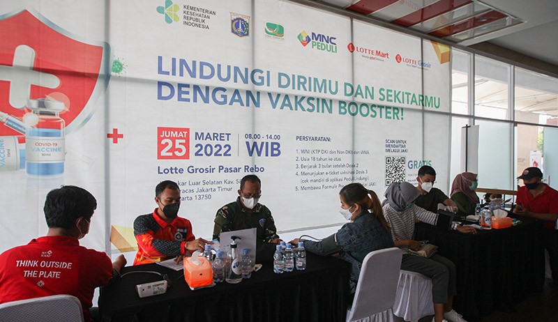 Lotte Mart-MNC Peduli Dukung Percepatan Vaksinasi Booster Covid-19 - Bagian 3