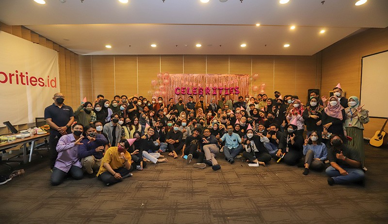 Foto-Foto Perayaan HUT ke-1 Celebrities.id - Bagian 4