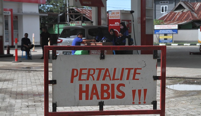 BBM Pertalite Langka di SPBU Kendari Sejak Harga Pertamax Naik - Bagian 2