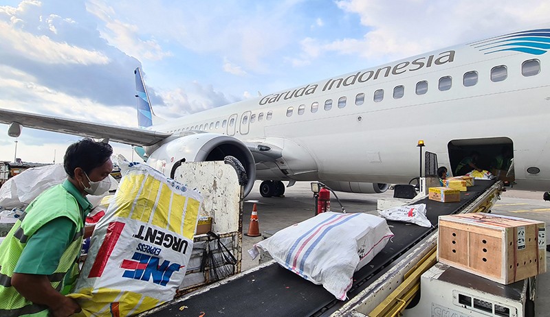 Jasa Ekspedisi Paket Kiriman Lewat Udara Meningkat - Bagian 1