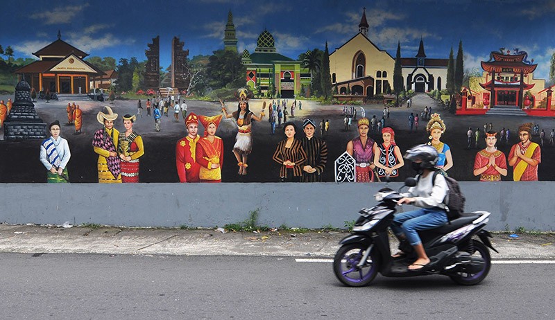 Mural Keragaman Beragama dan Suku Warnai Kota Salatiga - Bagian 1