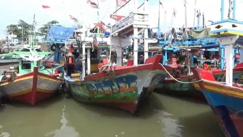  Memprihatinkan, Akibat Solar Langka Nelayan di Batang Tak Bisa Melaut 