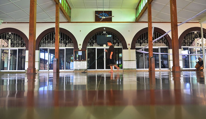 Arsitektur Masjid Menara Kudus Kental Perpaduan Budaya Islam dengan Hindu-Jawa - Bagian 3