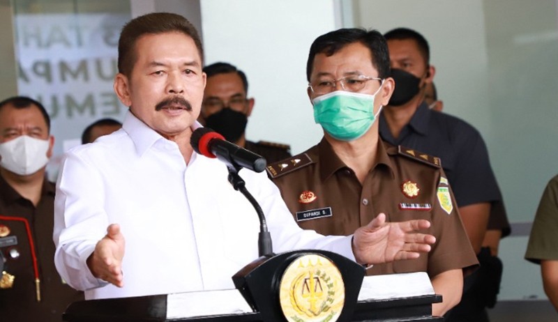 Penampakan Indrasari Wisnu Wardhana Diborgol-Pakai Baju Tahanan Kejagung - Bagian 2