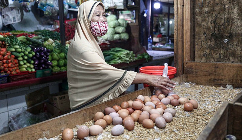 Stok Kebutuhan Bahan Pokok Aman Jelang Lebaran - Bagian 4